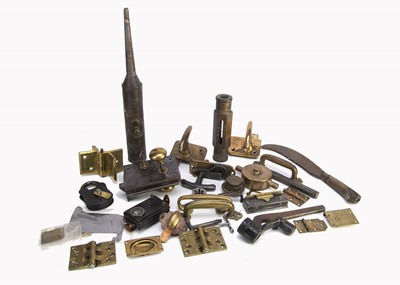 Lot 520 - GWR Metal Ware and Hardware (30)