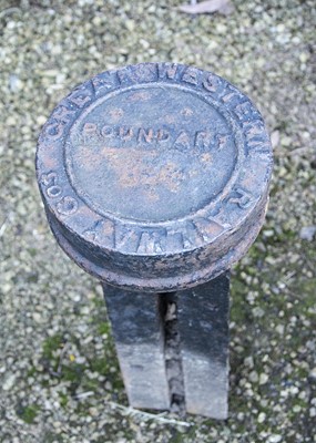 Lot 532 - GWR Boundary Marker