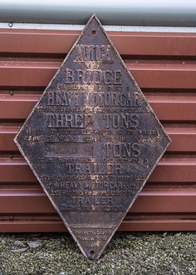 Lot 586 - Cast Iron GWR Bridge Notice