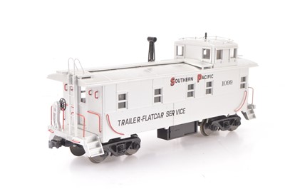 Lot 624 - MTH Gauge1 American MTH silver Southern Pacific 1099 Trailer-Flatcar Service steel Caboose