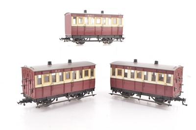 Lot 699 - Three Isle of Man Railway G scale (gauge 1) 4-wheel Coaches by Accucraft (3)