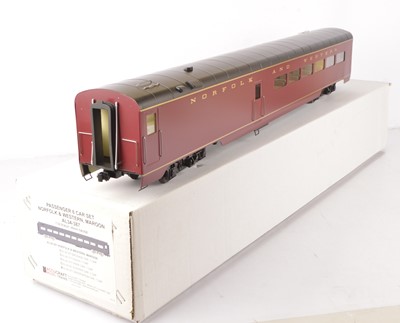 Lot 763 - Accucraft Gauge 1 "Norfolk & Western" coaches (2)