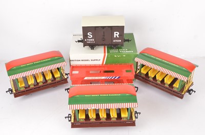 Lot 773 - BMS and unbranded G scale wagons (5)