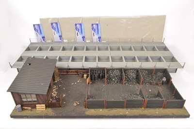 Lot 796 - Gauge 1 and G Gauge Various buildings (12)