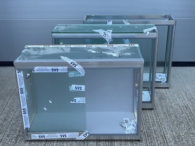 Lot 855 - Glass display cabinets (3)