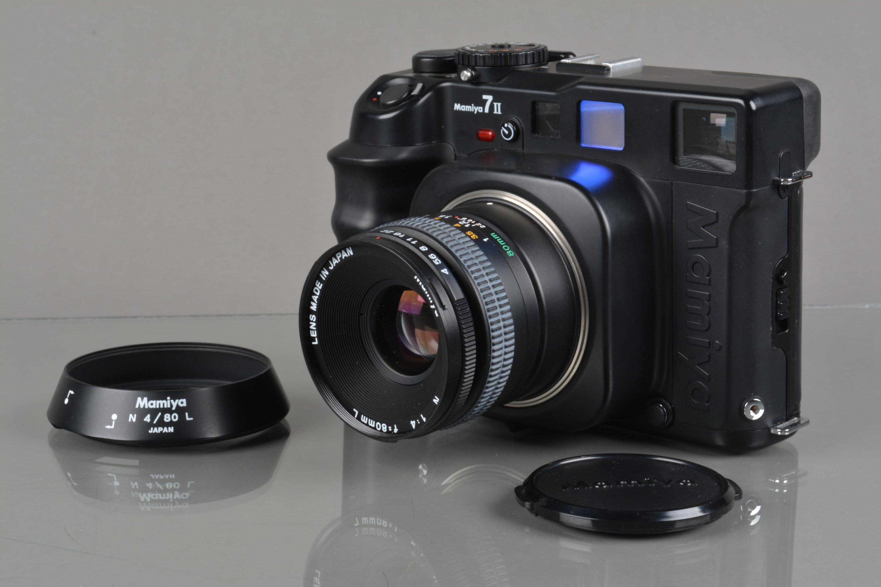 Lot 1 - A Mamiya 7 II Medium Format Rangefinder Camera,