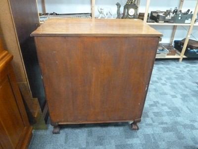 Lot 1 - A c1950s walnut Queen Anne style chest of drawers