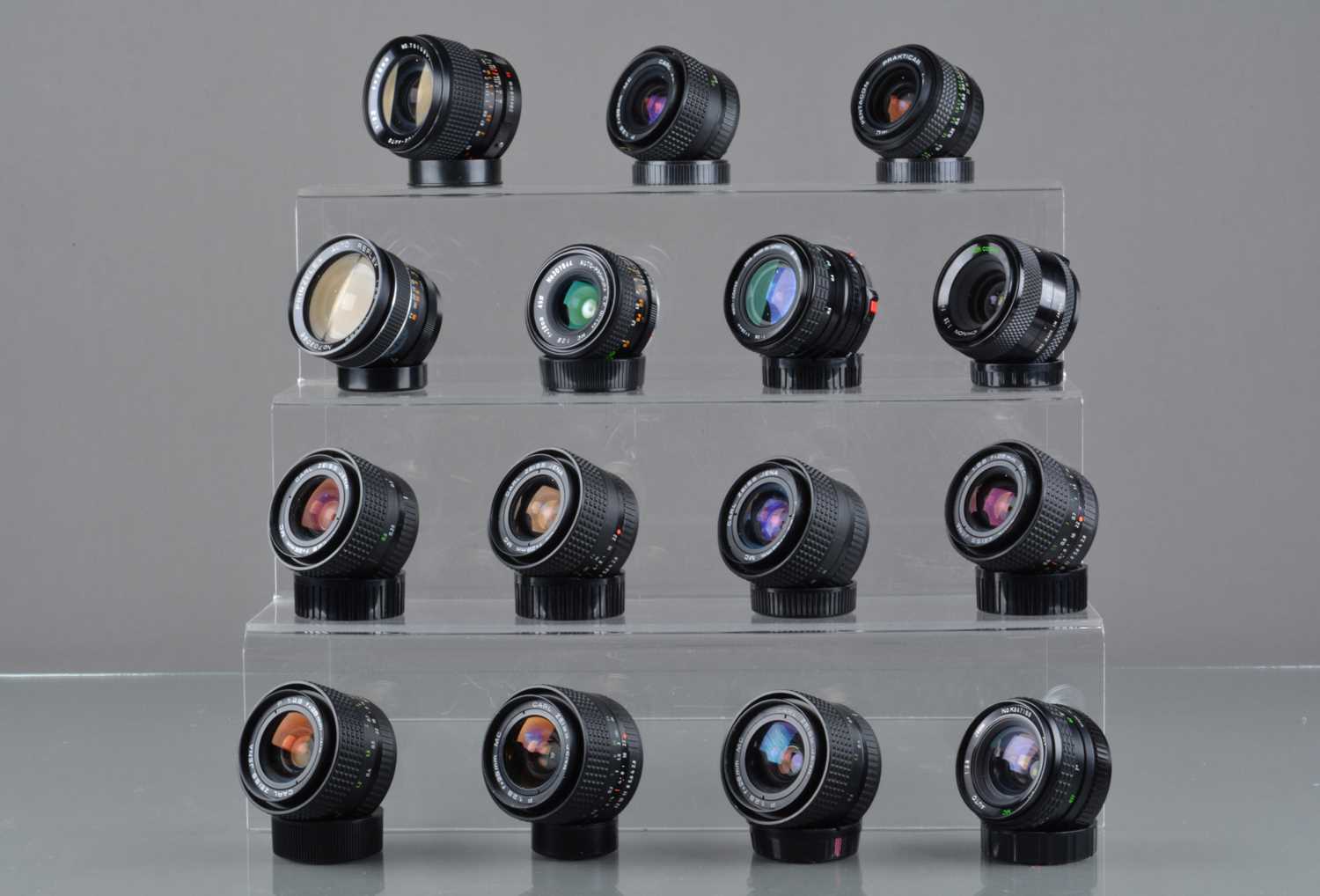 Lot 100 - A Group of Wide Angle Lenses
