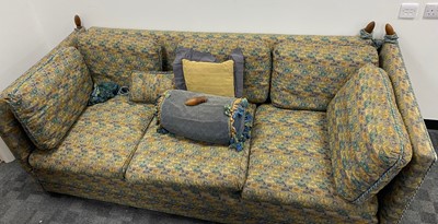 Lot 11 - A large modern knoll sofa