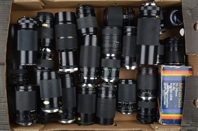 Lot 169 - A Tray of Zoom Lenses