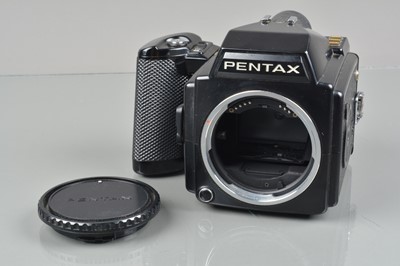 Lot 184 - A Pentax 645 Camera Body