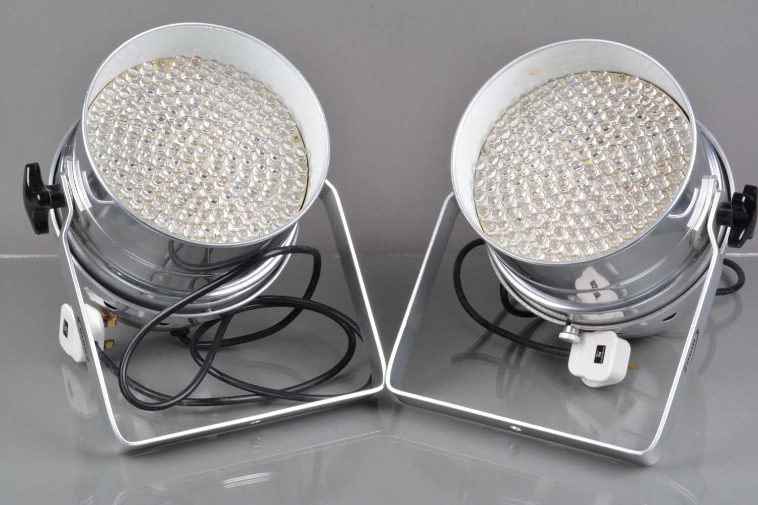 Lot 226 - Two Zoom Manufacturing Par Can 64 LED DMX Stage Lights