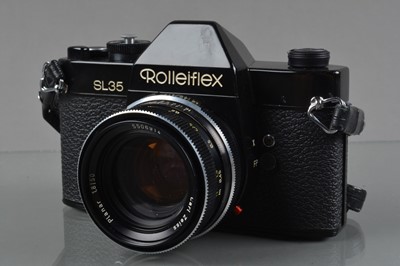 Lot 316 - A Rolleiflex SL35 SLR Camera