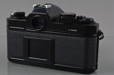 Lot 319 - A Nikon FM2 SLR Camera