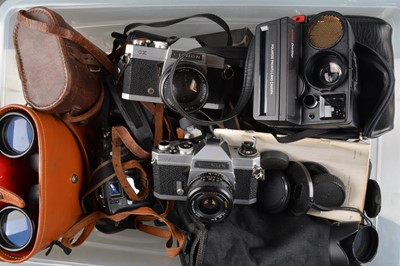 Lot 360 - Cameras and Related Items