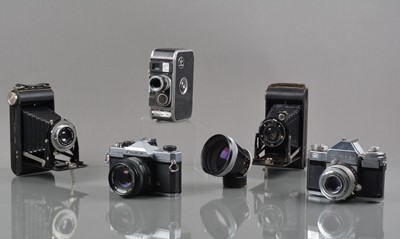 Lot 363 - A Group of Various Cameras
