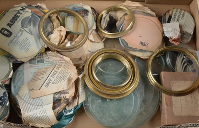 Lot 372 - A Tray of Barometer and Clock Glass