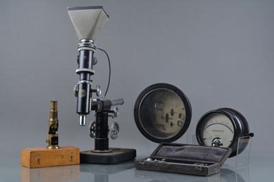 Lot 380 - Scientific Equipment