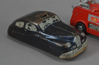 Lot 132 - A mid 20th century tin plate toy police car