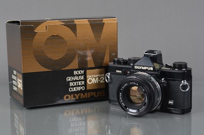 Lot 404 - An Olympus OM-2n MD SLR Camera