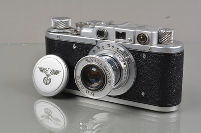 Lot 443 - A Replica Luftwaffe Leica II Camera