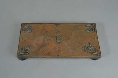 Lot 141 - An early 20th century Art Nouveau copper stand