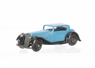 Lot 4 - A Dinky Toys 36c Humber Vogue