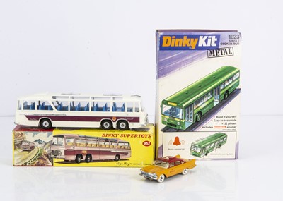 Lot 117 - Dinky Toy Public Transport Vehicles