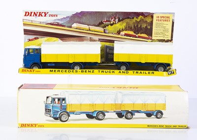 Lot 121 - Dinky Toys 917 Mercedes-Benz Truck & Trailer
