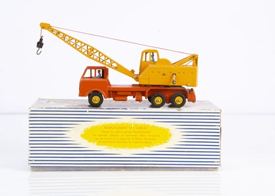 Lot 149 - A French Dinky Toys 972 Coles Mobile Crane