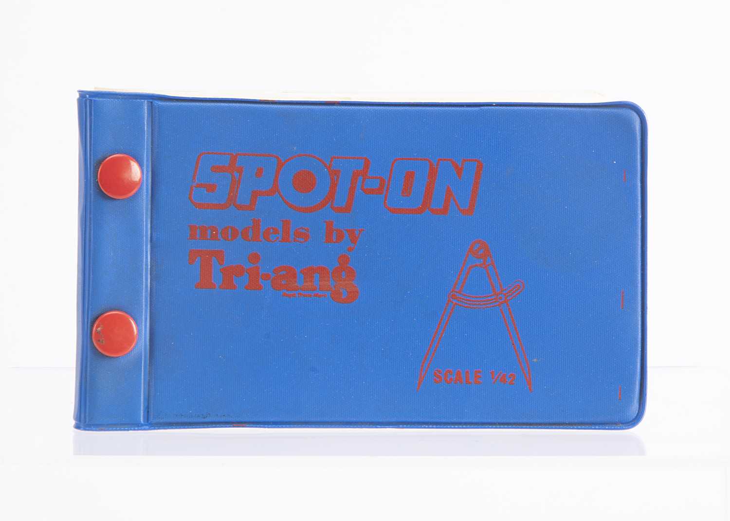 Lot 332 - A Tri-ang Spot-On Collectors Card Wallet,