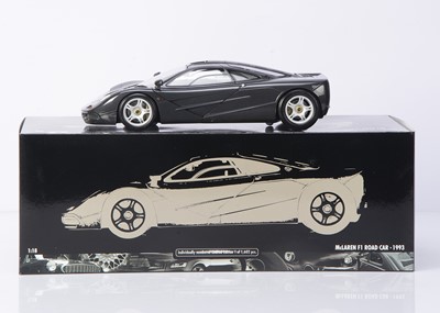 Lot 421 - Minichamps 1:18 McLaren F1 Road Car 1993