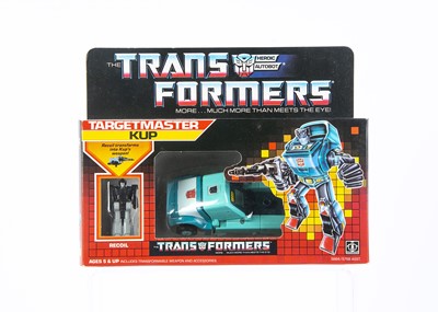 Lot 512 - Vintage Hasbro Transformers G1 Autobot Targetmaster Kup