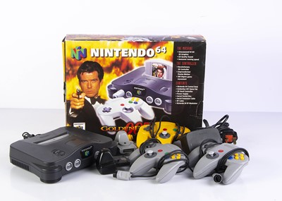 Lot 584 - Nintendo N64 Games Console