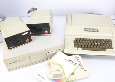 Lot 589 - An Apple II Europlus Personal Computer