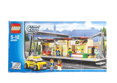 Lot 593 - Lego City 60050 Train Station