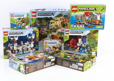 Lot 622 - Lego Minecraft Sets