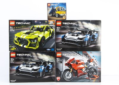 Lot 627 - Lego Technic Sets