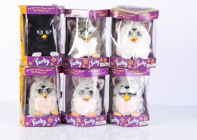 Lot 637 - 1990's Tiger Electronics Generation One Furbys