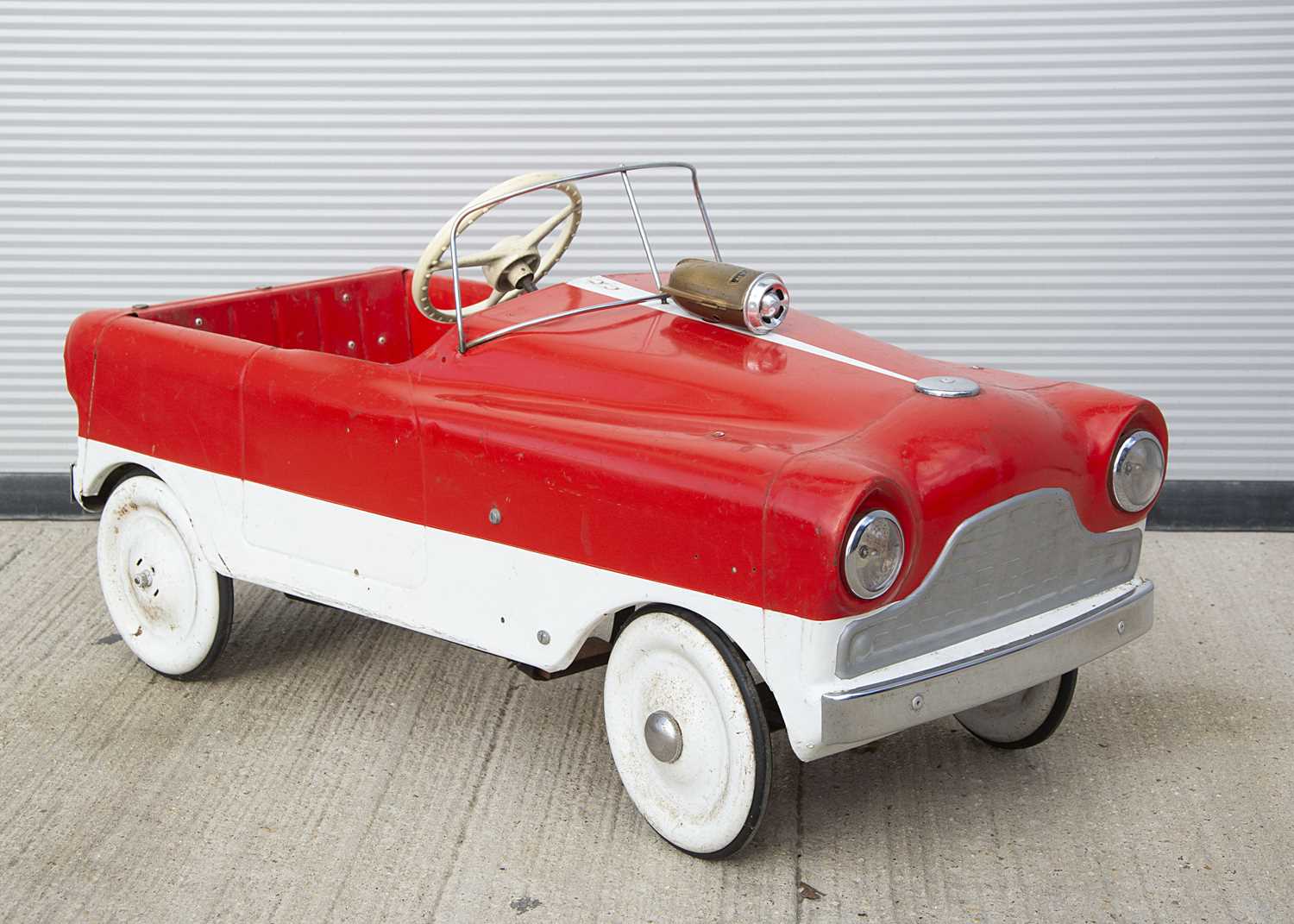 Lot 724 - A Tri-ang Toys T.75 Ford Zephyr Pedal Car