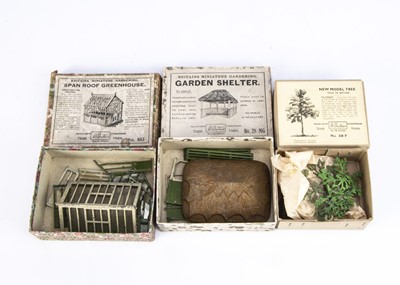 Lot 753 - Britains boxed garden items including 28MG Garden Shelter and 053 Span Roof Greenhouse