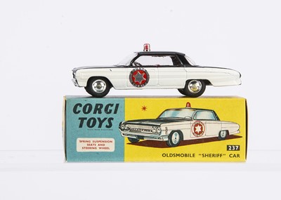 Lot 190 - A Corgi Toys 237 Oldsmobile Sheriff Car