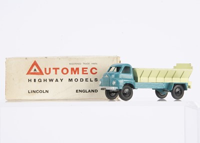 Lot 339 - An Automec Bedford Lime Spreader Truck