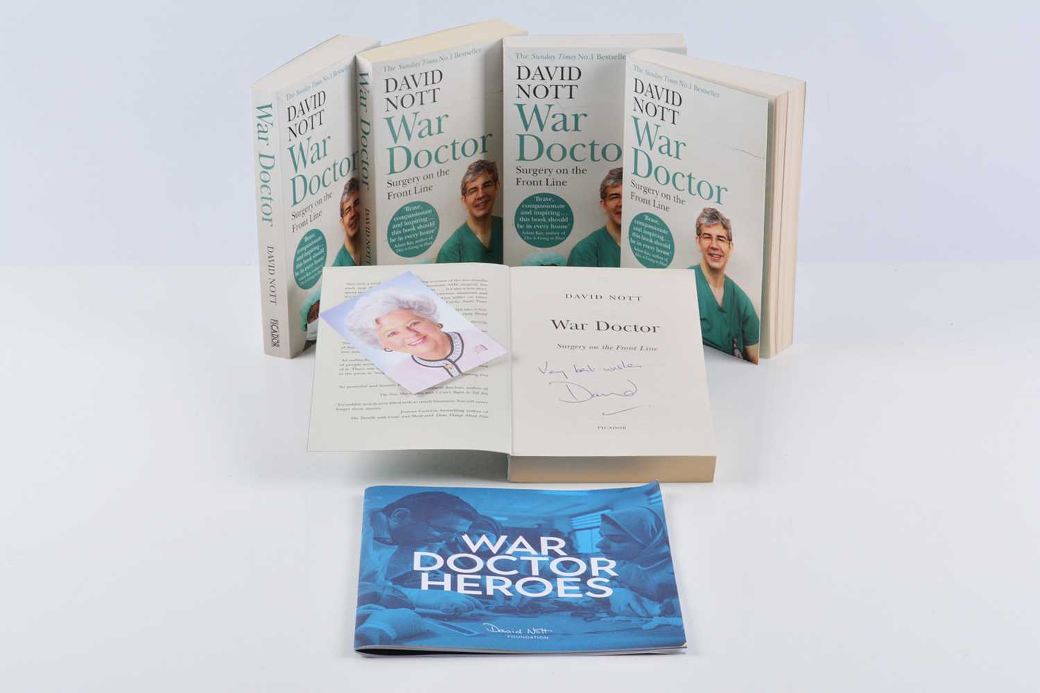 Lot 28 - Five paperback editions of David Nott's War Doctor