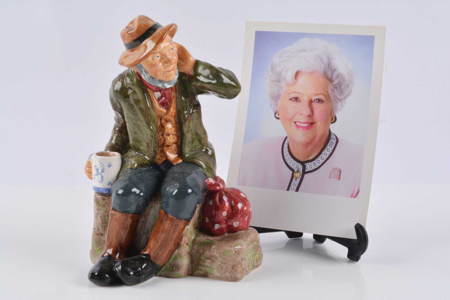 Lot 80 - A Royal Doulton figurine