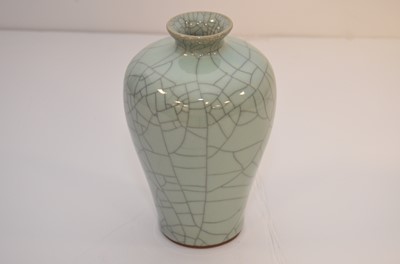 Lot 102 - A collection of Asian ceramics