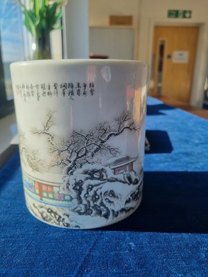 Lot 102 - A collection of Asian ceramics