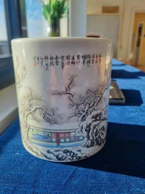 Lot 102 - A collection of Asian ceramics