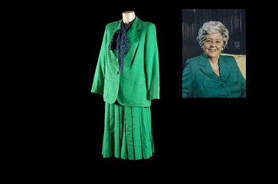 Lot 145 - A Lachasse London green linen and silk business suit with Lachasse blouse