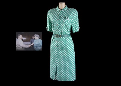 Lot 162 - A Markward cotton day shirt waister dress
